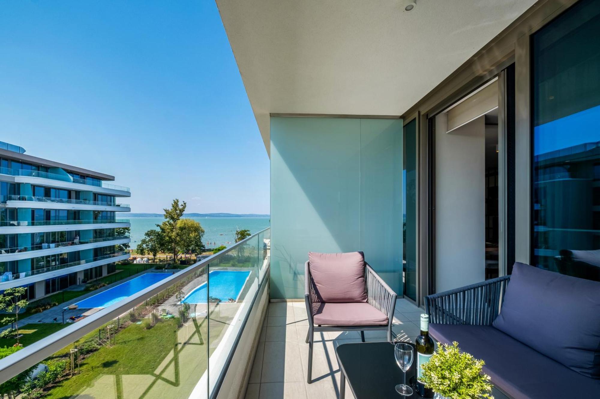 Myflat Wave Luxury 44 Suite 希欧福克 外观 照片